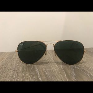 PRICE DROP 🌟⬇️Aviator Ray Bans